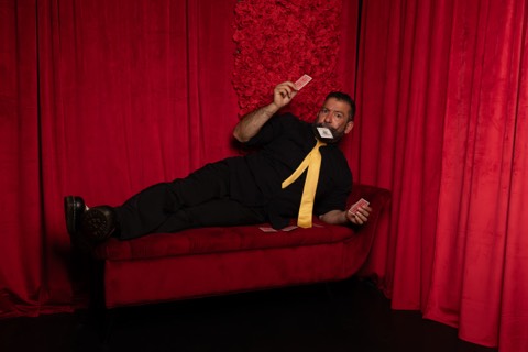 Oscar performing